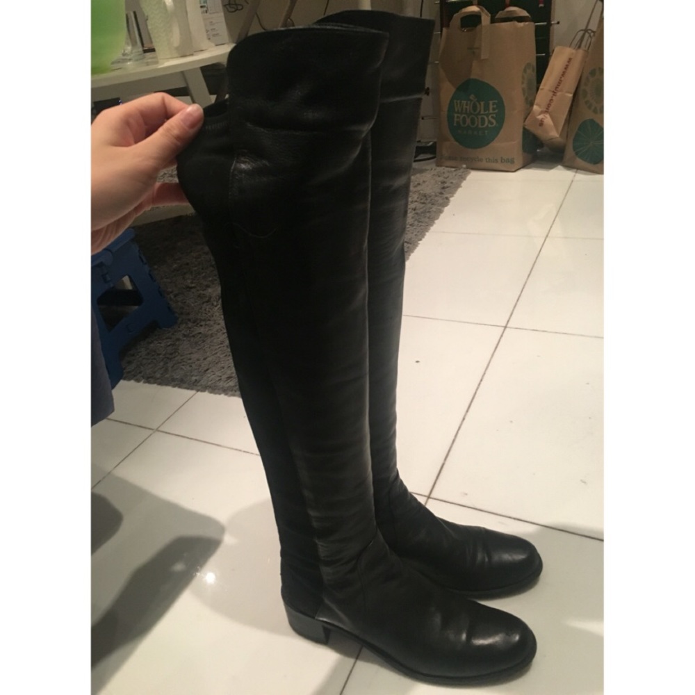 Stuart Weitzman Black Leather Reserve size7 Narrow